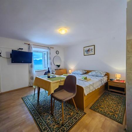 Apartments Seka Korcula ภายนอก รูปภาพ